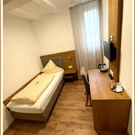 Herr Berge Bed & Breakfast