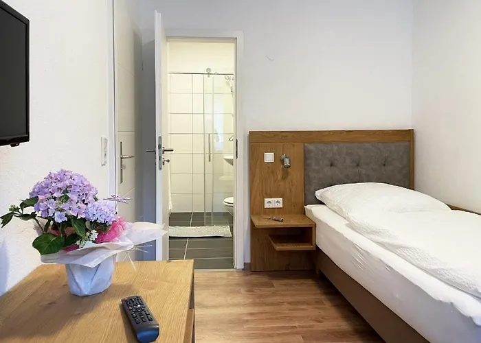 Herr Berge 3* Fritzlar